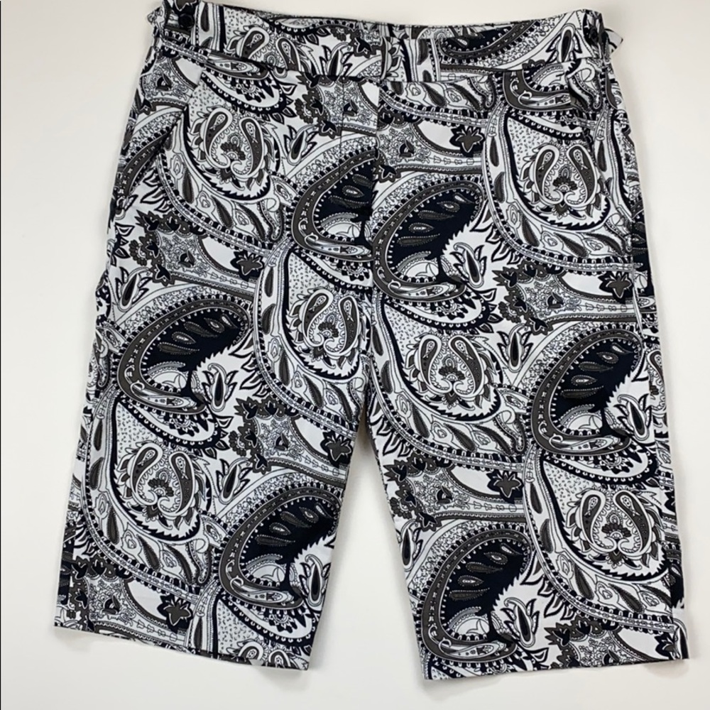 🤍New Directions Bermudas - adjustable button waist